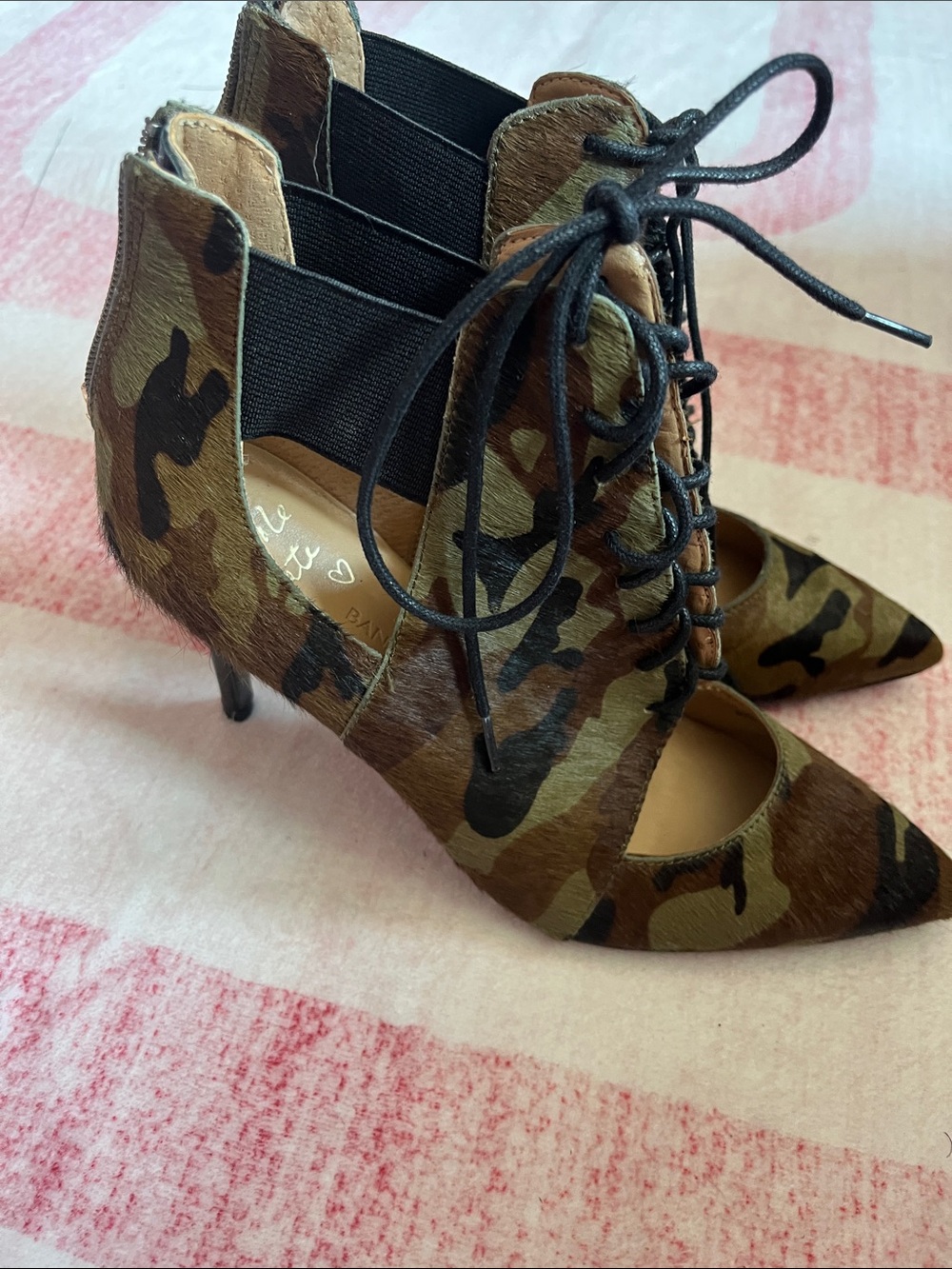 Banana Republic Camouflage Lace-Up Pointed Toe Heels in Olive and Black